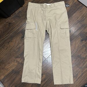 NWT Mens Dickies Cargo Regular Fit Straight Leg Khaki Pants Size 42 X 32 WP595DS